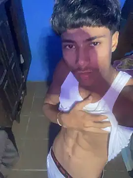 Snapshot of Adan21_cm chatting on 28, 3, 2026 Adan21 cm online show from 28, 3, 2026