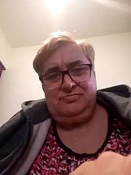 SusanStar874 online show from 25, 3, 2026