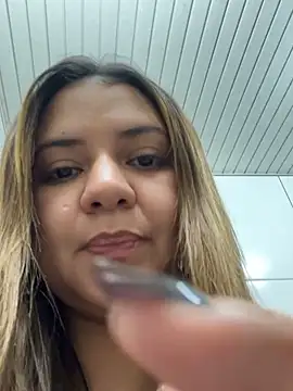 Lu colombiana online show from 9, 4, 2026