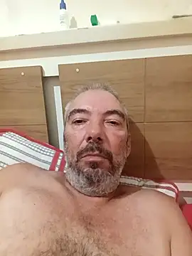 Snapshot of Pausurosempre chatting on 4, 2, 2026 Pausurosempre online show from 4, 2, 2026