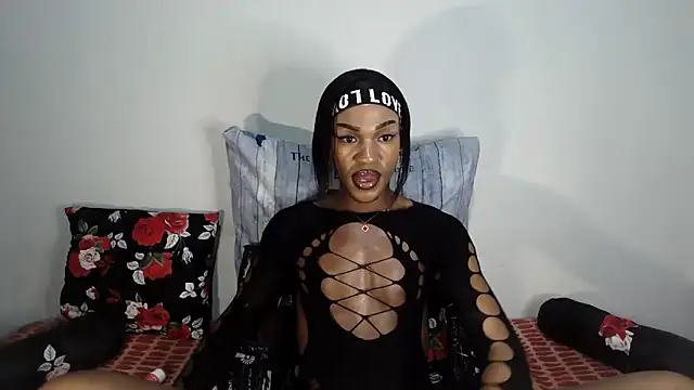 Riaanxxx online show from 15, 4, 2026