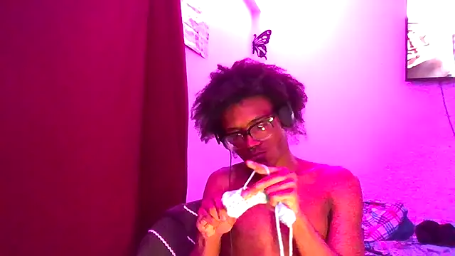 Snapshot of vexahleah chatting on 8, 6, 2026 vexahleah online show from 8, 6, 2026