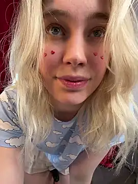 LovelyMiu online show from 8, 2, 2026