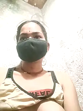 Sunali Bendre online show from 14, 4, 2026