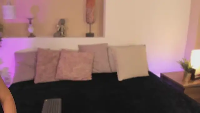 xiomara cortes online show from 22, 2, 2026