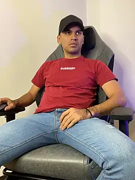 Snapshot of HAMILTONG12 chatting on 17, 2, 2026 HAMILTONG12 online show from 17, 2, 2026