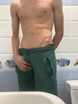 Snapshot of Spoo69 chatting on 3, 4, 2026 Spoo69 online show from 3, 4, 2026