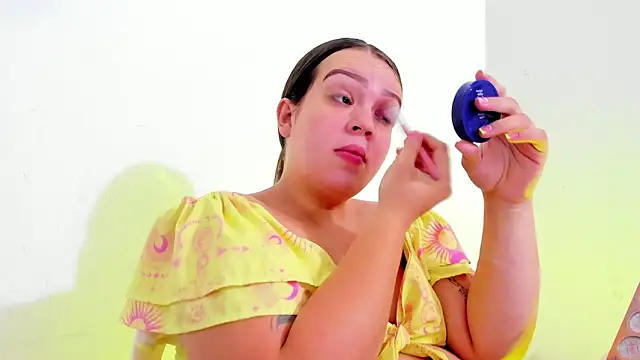 Snapshot of Emely_pregnantt chatting on 12, 2, 2026 Emely pregnantt online show from 12, 2, 2026