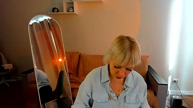 Ann Annise online show from 18, 5, 2026