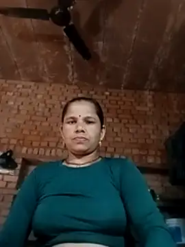 Snapshot of Pooja_sahu chatting on 3, 4, 2026 Pooja sahu online show from 3, 4, 2026