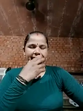 Snapshot of Pooja_sahu chatting on 9, 4, 2026 Pooja sahu online show from 9, 4, 2026