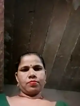 Snapshot of Pooja_sahu chatting on 10, 4, 2026 Pooja sahu online show from 10, 4, 2026
