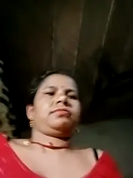Snapshot of Pooja_sahu chatting on 15, 4, 2026 Pooja sahu online show from 15, 4, 2026