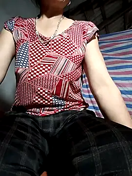 Snapshot of Ami-su chatting on 6, 5, 2026 Ami-su online show from 6, 5, 2026
