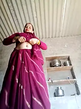 Snapshot of Lucky_couple-1 chatting on 4, 2, 2026 Lucky couple-1 online show from 4, 2, 2026