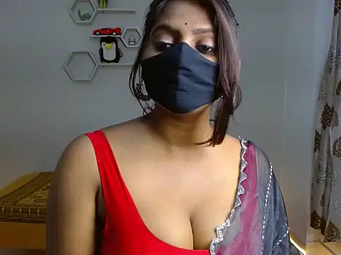 Hotginni4 online show from 13, 6, 2026