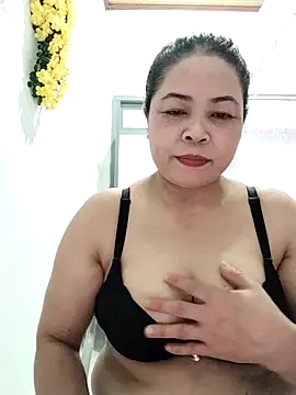 Snapshot of Baby-bigtits2026 chatting on 20, 2, 2026 Baby-bigtits2026 online show from 20, 2, 2026