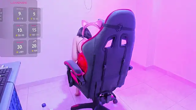 Snapshot of lunakill chatting on 27, 2, 2026 lunakill online show from 27, 2, 2026