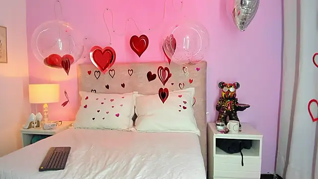 Snapshot of CarolinaValdez2026 chatting on 19, 2, 2026 CarolinaValdez2026 online show from 19, 2, 2026