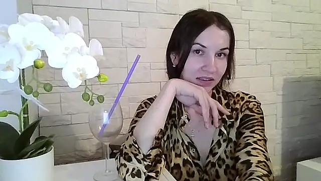 Snapshot of JuliaLovely chatting on 5, 6, 2026 JuliaLovely online show from 5, 6, 2026