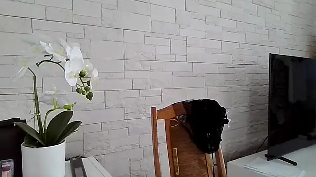 Snapshot of JuliaLovely chatting on 16, 6, 2026 JuliaLovely online show from 16, 6, 2026