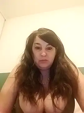 Snapshot of alexandrafrancaise0000 chatting on 11, 2, 2026 alexandrafrancaise0000 online show from 11, 2, 2026