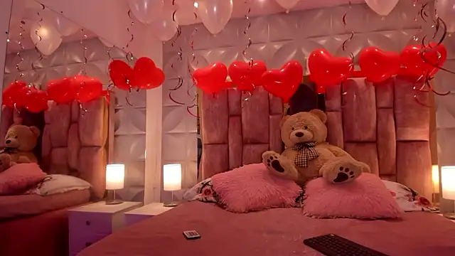 Snapshot of Paris_Velvet chatting on 21, 2, 2026 Paris Velvet online show from 21, 2, 2026