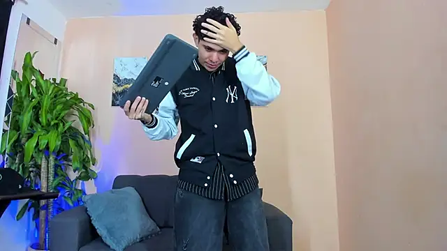 DesiresOfOlympus  online show from 26, 3, 2026