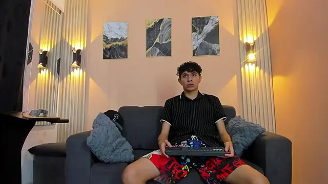 DesiresOfOlympus  online show from 18, 4, 2026