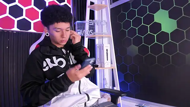 David Banks  online show from 9, 4, 2026