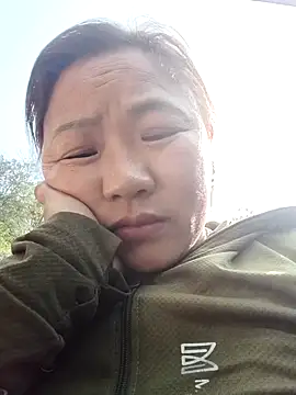 Snapshot of quynhbupbe11 chatting on 3, 3, 2026 quynhbupbe11 online show from 3, 3, 2026