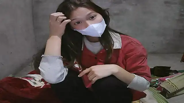 Snapshot of 2b-xx chatting on 13, 2, 2026 2b-xx online show from 13, 2, 2026