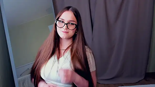 Snapshot of CrissyKales chatting on 4, 2, 2026 CrissyKales online show from 4, 2, 2026