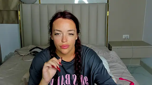 Snapshot of stellaa_quenn chatting on 10, 6, 2026 stellaa quenn online show from 10, 6, 2026