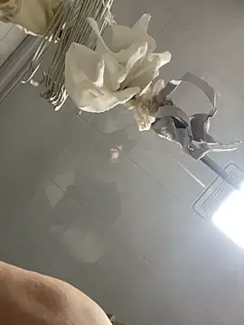 Youyou 12 online show from 12, 2, 2026