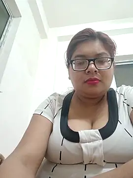 Snapshot of Elie_Hallway chatting on 27, 2, 2026 Elie Hallway online show from 27, 2, 2026