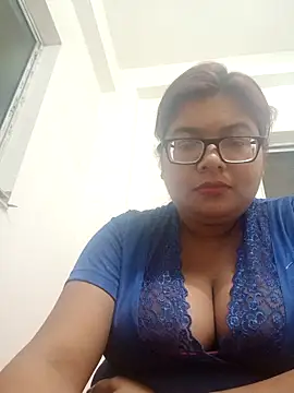 Snapshot of Elie_Hallway chatting on 28, 2, 2026 Elie Hallway online show from 28, 2, 2026