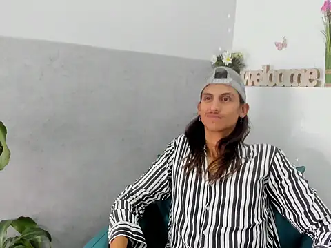 Noha-Smith online show from 1, 2, 2026