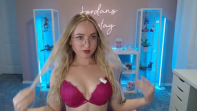 Snapshot of jordanscosplay chatting on 23, 3, 2026 jordanscosplay online show from 23, 3, 2026