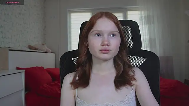 Snapshot of Nellie_baby chatting on 31, 5, 2026 Nellie baby online show from 31, 5, 2026