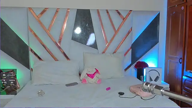 Snapshot of isa_kolins chatting on 25, 2, 2026 isa kolins online show from 25, 2, 2026