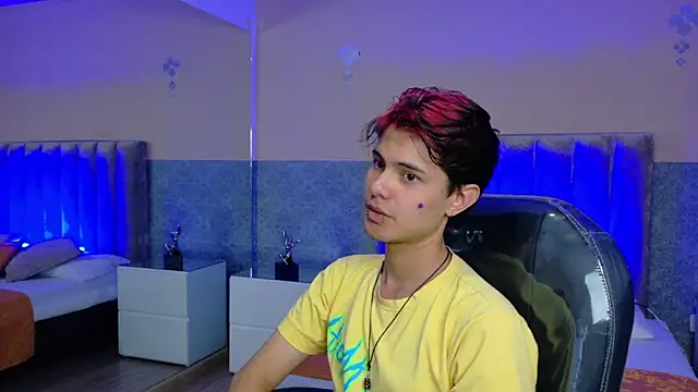 Snapshot of Derek_Sinn chatting on 9, 6, 2026 Derek Sinn online show from 9, 6, 2026
