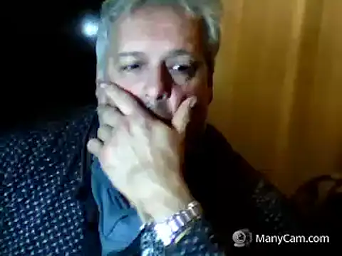 Snapshot of swichcassanesi chatting on 4, 2, 2026 swichcassanesi online show from 4, 2, 2026