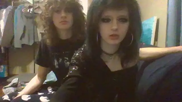 emoprincessxD online show from 10, 2, 2026