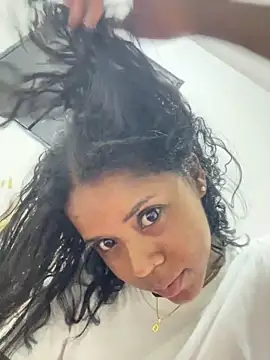 Snapshot of LIA_PARKERR chatting on 21, 2, 2026 LIA PARKERR online show from 21, 2, 2026