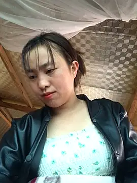 honeyyy110 online show from 12, 2, 2026