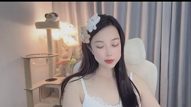 Snapshot of Yumi_yuni chatting on 11, 5, 2026 Yumi yuni online show from 11, 5, 2026