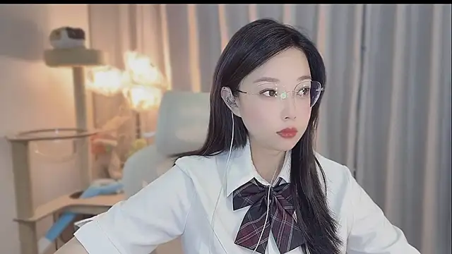 Snapshot of Yumi_yuni chatting on 16, 5, 2026 Yumi yuni online show from 16, 5, 2026