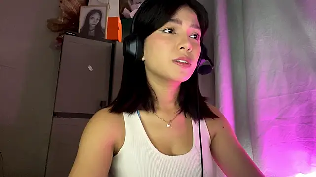 Snapshot of ConstancePorrini chatting on 20, 2, 2026 ConstancePorrini online show from 20, 2, 2026