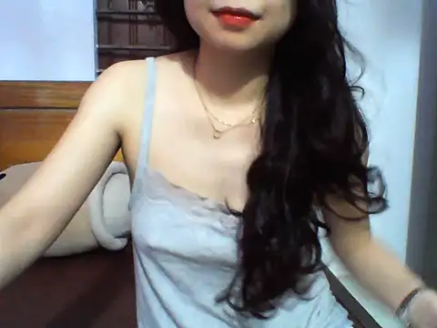 Snapshot of NinaKey chatting on 17, 4, 2026 NinaKey online show from 17, 4, 2026